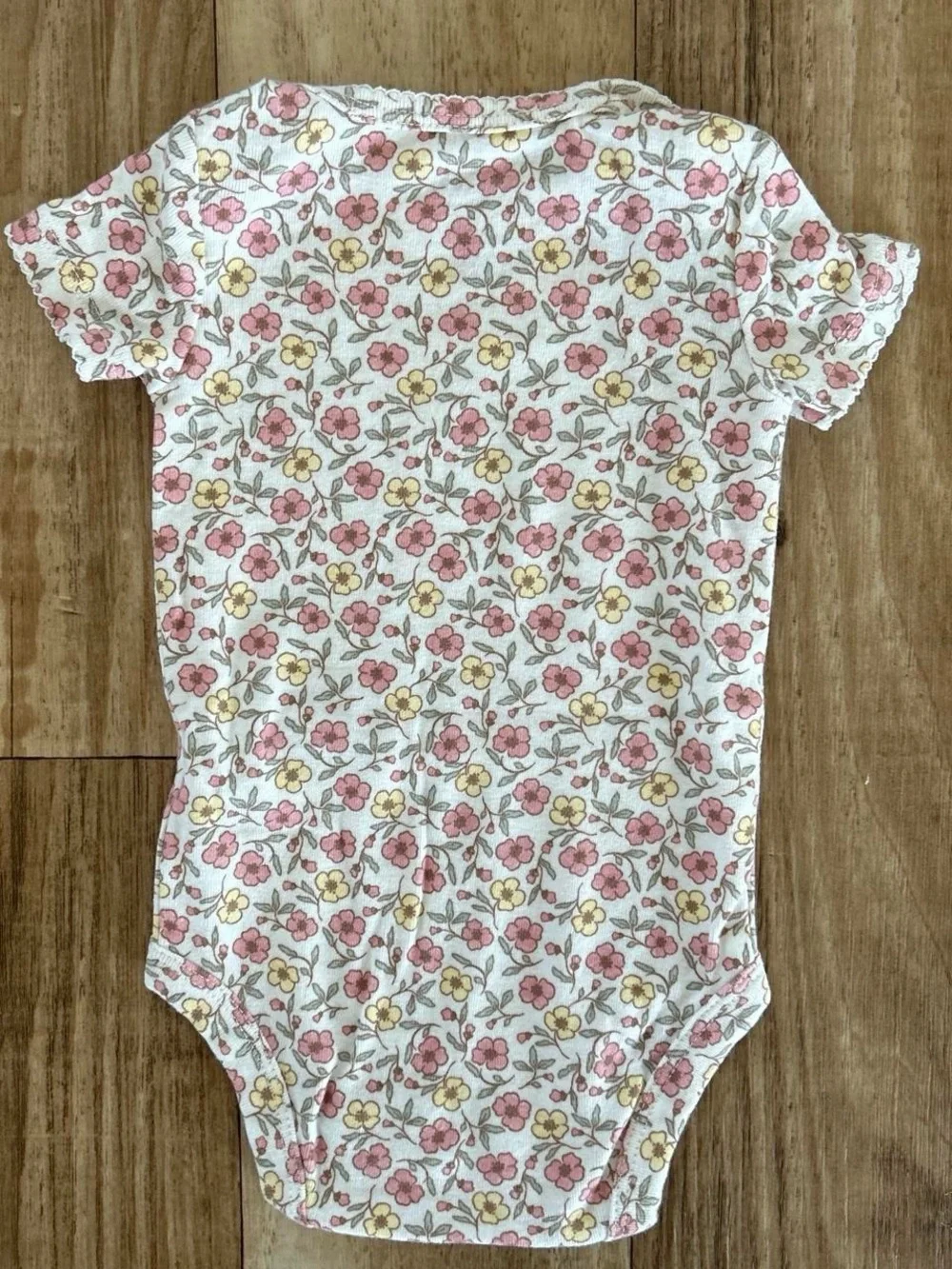Carters girl onesie bodysuit bundle 0-3 mos